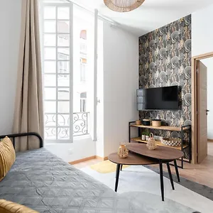 Apartment Les Petits Pavillons Standing 1 4 Pers Clim Vieux-port Marseille